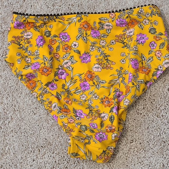 Time & Tru High Waist Bikini Bottoms - Picture 2 of 5